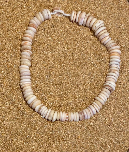Kauai Puka Shell Necklace, Medium