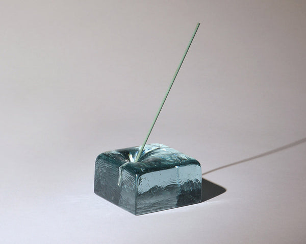 IYÉ Reborn Square Incense Holder